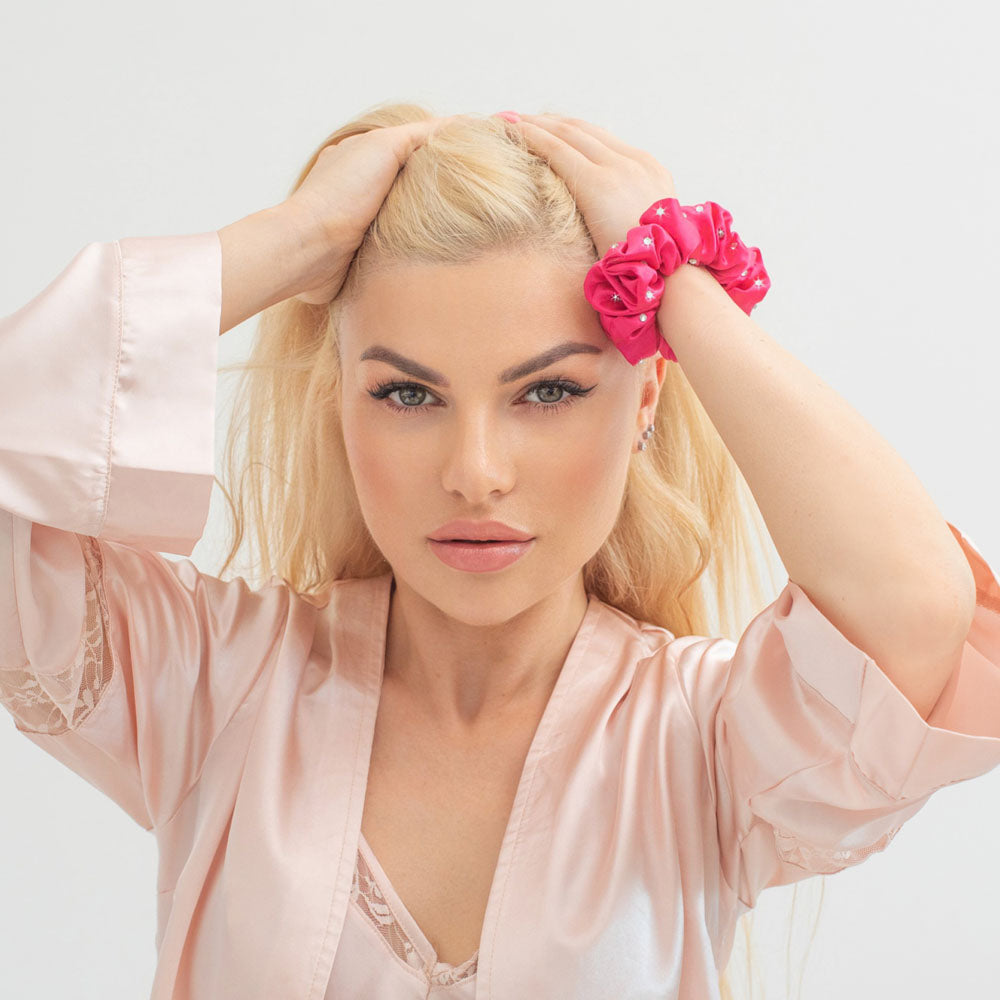 crystallove gumka do włosów z jedwabiu z kryształkami - hot pink