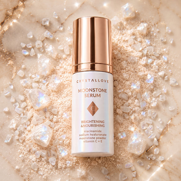 Rozjaśniająco-odżywcze serum do twarzy CRYSTALLOVE Moonstone Serum z kamieniem księżycowym, niacynamidem i kwasem hialuronowym