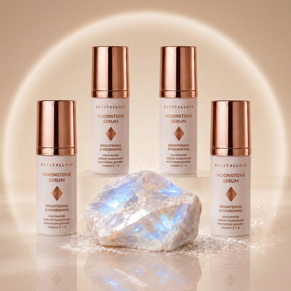 Rozjaśniająco-odżywcze serum do twarzy CRYSTALLOVE Moonstone Serum z kamieniem księżycowym, niacynamidem i kwasem hialuronowym