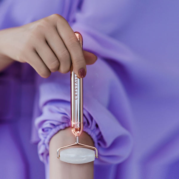 crystallove roller do masażu twarzy pulsacyjny - kryształ górski
