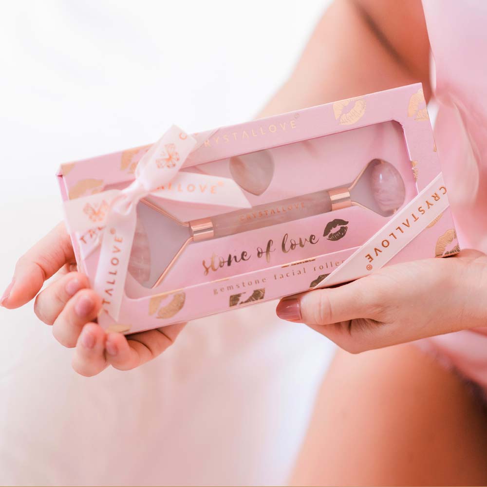 crystallove masażer do twarzy z kwarcu rozowego na prezent selflove set