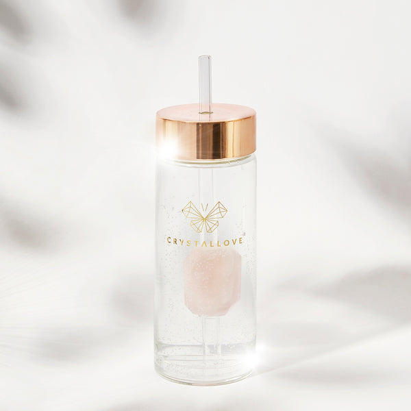 crystallove szklana butelka na wodę z kwarcem różowym i słomką - water bottle