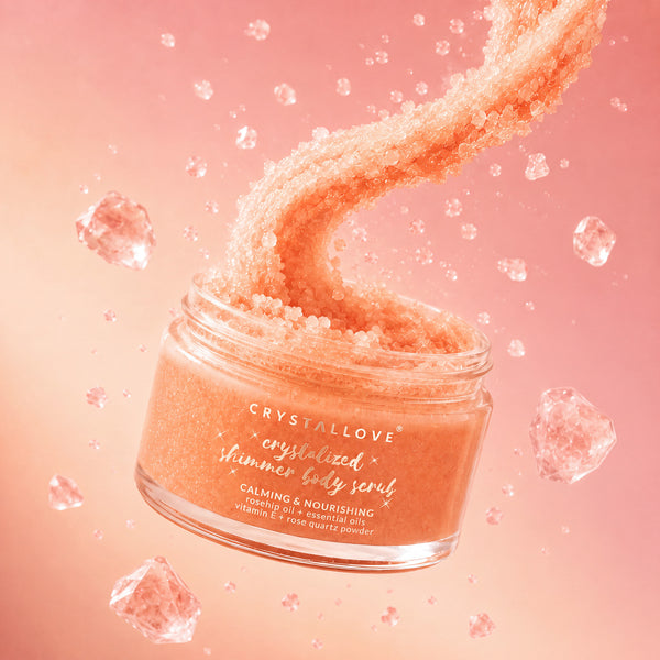 Cukrowy peeling do ciała CRYSTALLOVE z pyłem z kwarcu różowego i witaminą E