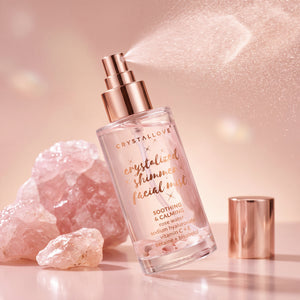 Różana mgiełka do twarzy CRYSTALLOVE Rose Quartz Shimmer Facial Mist z dodatkiem kwarcu różowego