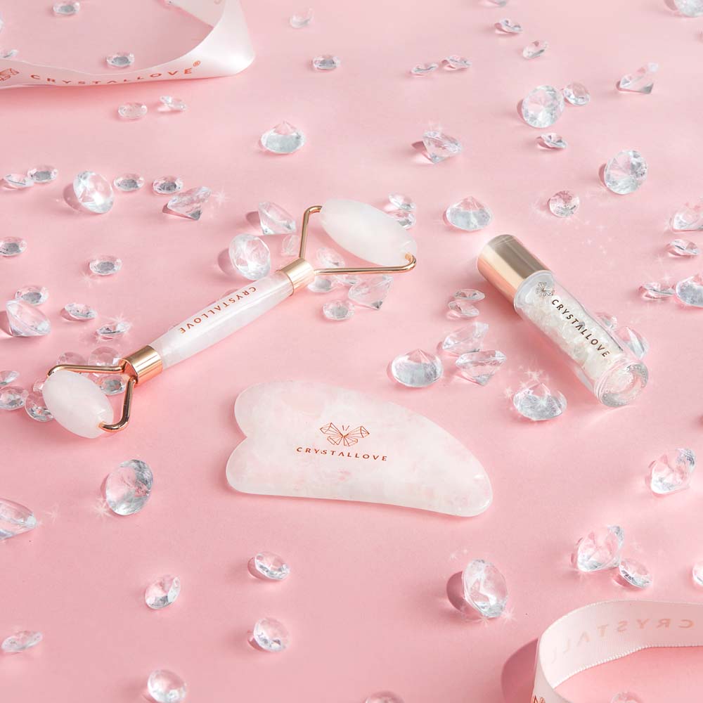 CRYSTALLOVE Clear Quartz Beauty Set - zestaw do masazu twarzy gua sha i roller z krysztalu gorskiego