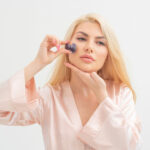 crystallove grzybek do masażu twarzy - masażer z ametystu