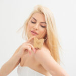 crystallove szczotka do masażu ciała z agawy - travel size
