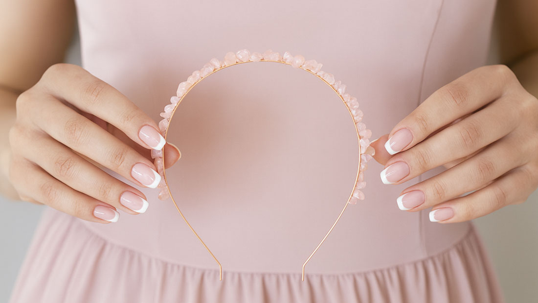 Elegancka opaska na włosy z kwarcem różowym CRYSTALLOVE – stylowy dodatek z kamieni naturalnych