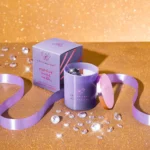 świeca sojowa z kryształami ametystu 220 g CRYSTALLOVE