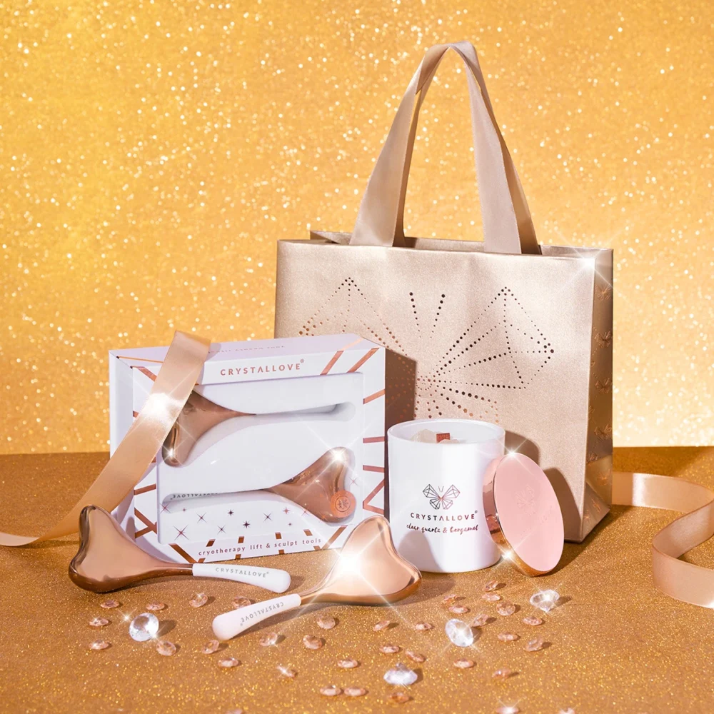 Zestaw prezentowy CRYSTALLOVE z masażerami do krioterapii i świecą sojową Bergamot & Oud.