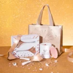 Zestaw prezentowy CRYSTALLOVE z masażerami do krioterapii i świecą sojową Bergamot & Oud.