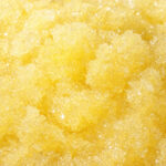 Energetyzujący peeling do ciała z kryształem górskim CRYSTALLOVE – naturalny peeling z kryształami