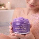 Lawendowy peeling do ciała z ametystem CRYSTALLOVE – relaks i harmonijna pielęgnacja