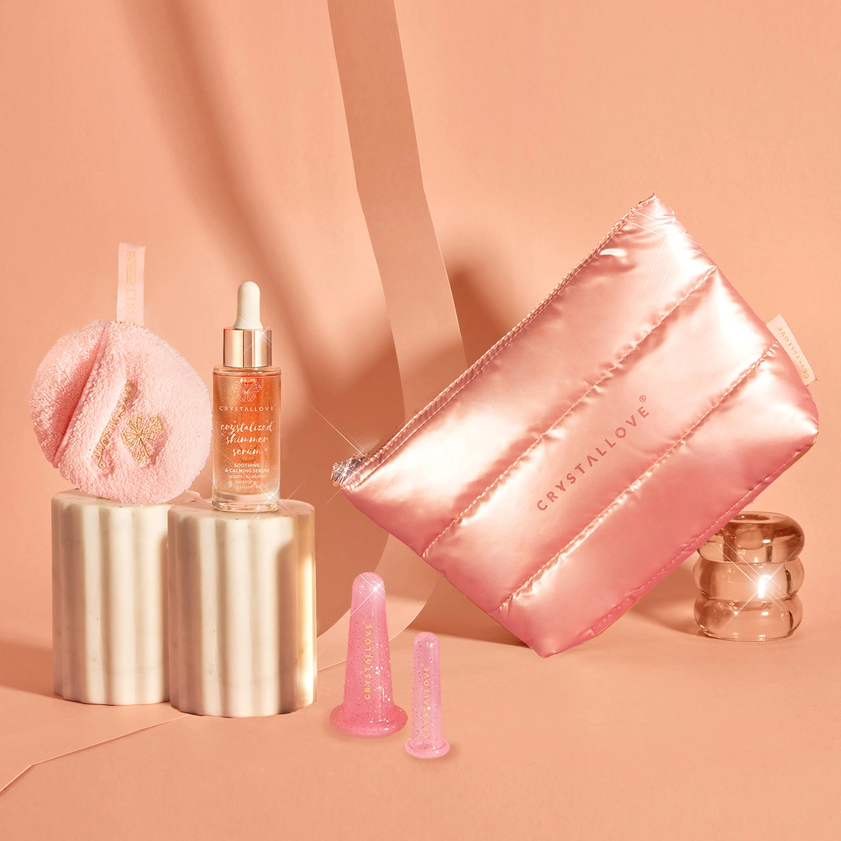 Miss CRYSTALLOVE Pink Set – kosmetyczka, bańki do twarzy, serum z kwarcem różowym i wacik wielokrotnego użytku