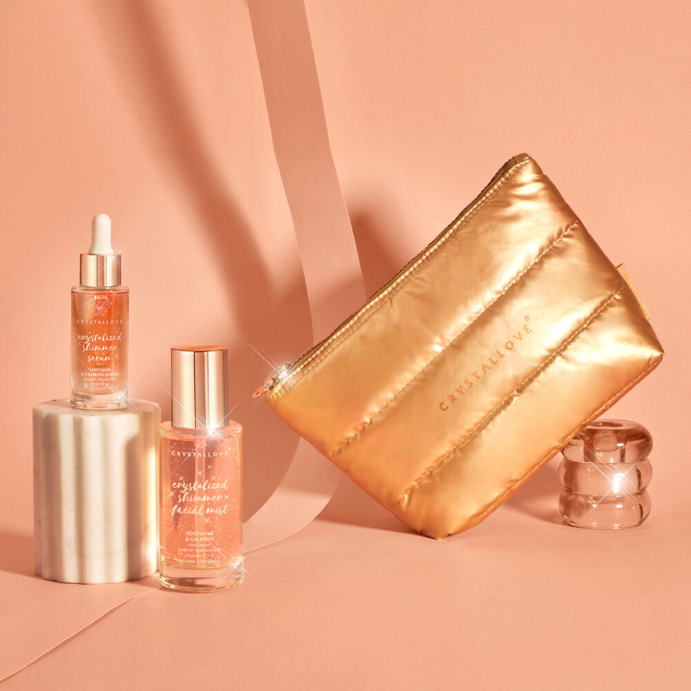 Rose Quartz Skincare Duo – serum i mgiełka z kwarcem różowym oraz złota kosmetyczka CRYSTALLOVE